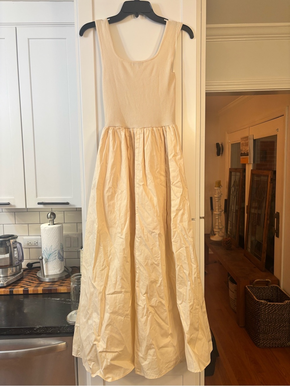 Moon River Sleeveless Mixed Media Midi Dress in cream - Picture 4 of 7